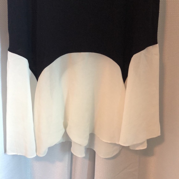 ZENANA OUTFITTERS M Flowy Tank - Picture 4 of 4